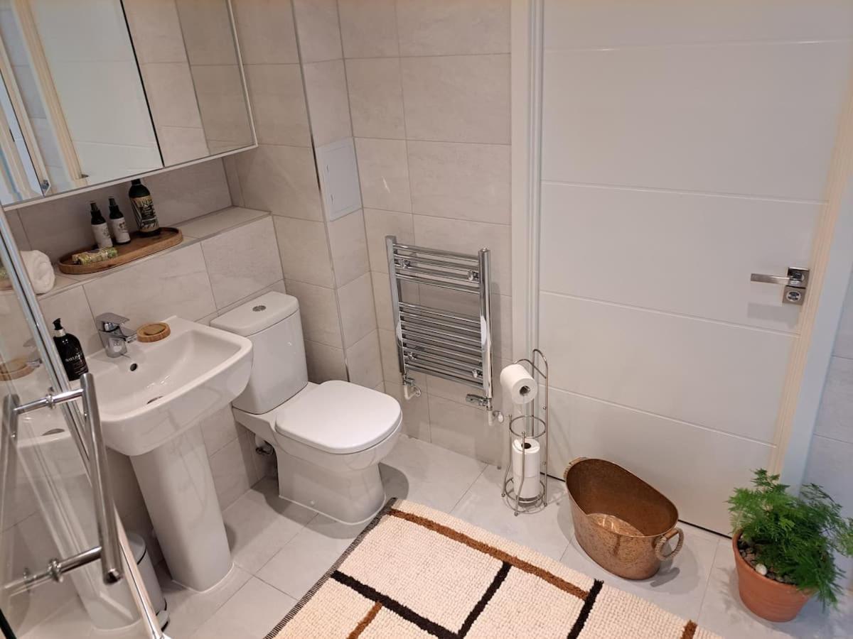Cozy Double Room With Large En Suite Near Canary Wharf London With Amazing Views In A Shared Apartment Zewnętrze zdjęcie