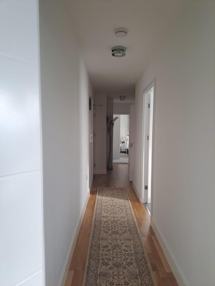 Cozy Double Room With Large En Suite Near Canary Wharf London With Amazing Views In A Shared Apartment Zewnętrze zdjęcie