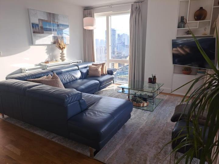 Cozy Double Room With Large En Suite Near Canary Wharf London With Amazing Views In A Shared Apartment Zewnętrze zdjęcie