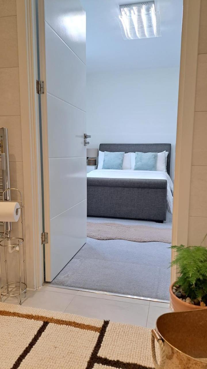 Cozy Double Room With Large En Suite Near Canary Wharf London With Amazing Views In A Shared Apartment Zewnętrze zdjęcie